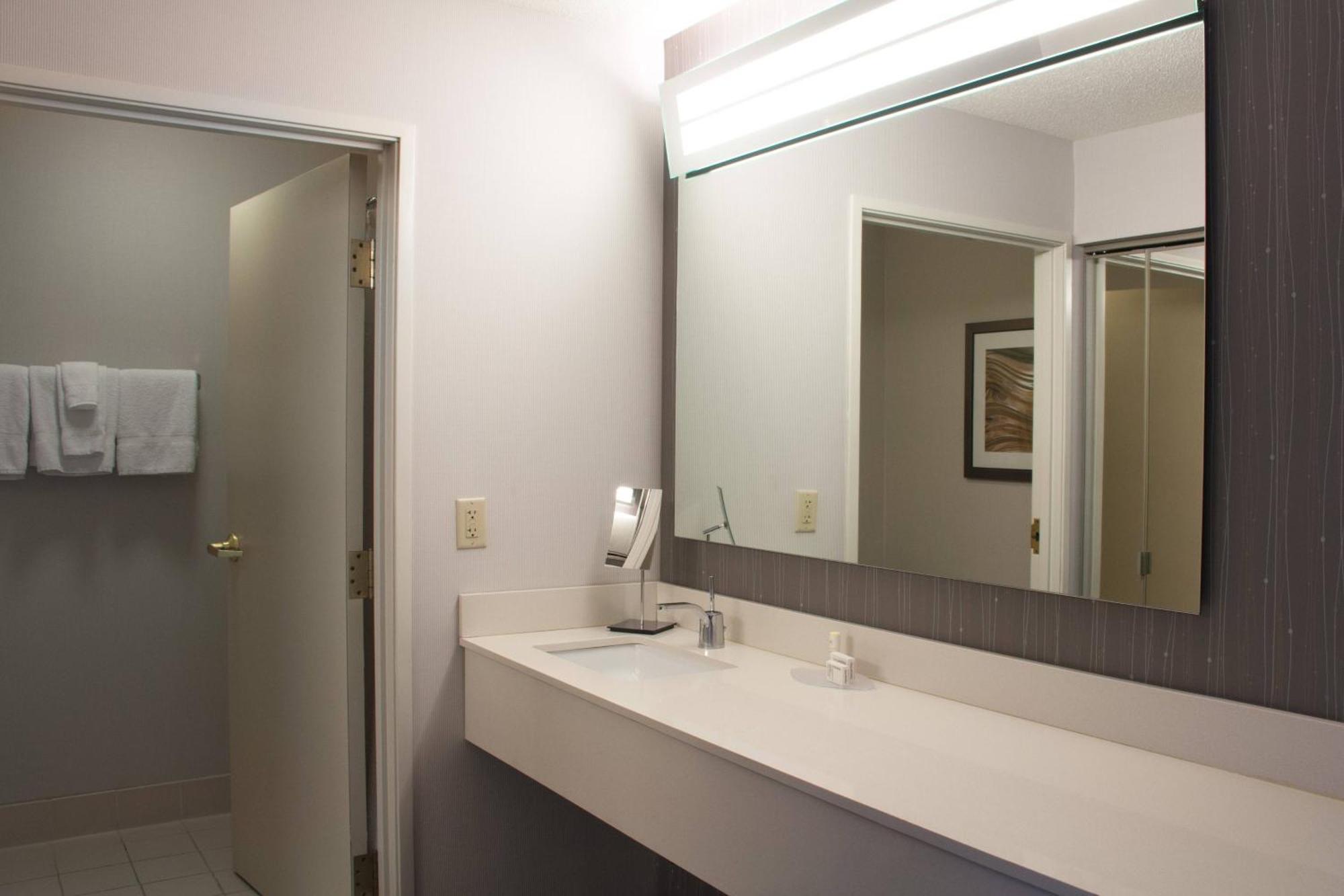 คอร์ตยาร์ด โคโลราโด สปริงส์ เซาท์ Hotel โคโลราโดสปริงส์ ภายนอก รูปภาพ